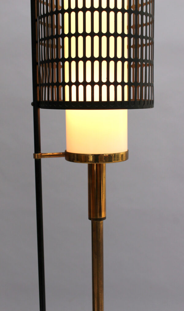 Fine French 1950s Brass, Metal and Lucite Floor Lamp - Image 7