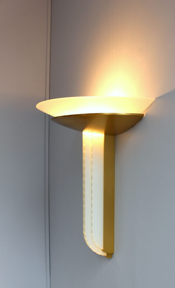 Fine French Art Deco Bronze and Glass Wall Light by Perzel (two available) - Image 14