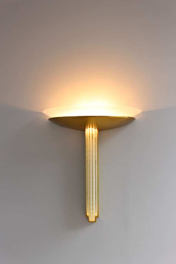 Fine French Art Deco Bronze and Glass Wall Light by Perzel (two available) - Image 3