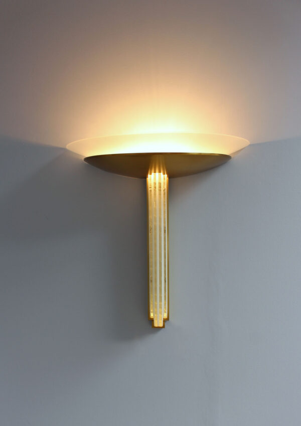 Fine French Art Deco Bronze and Glass Wall Light by Perzel (two available) - Image 3