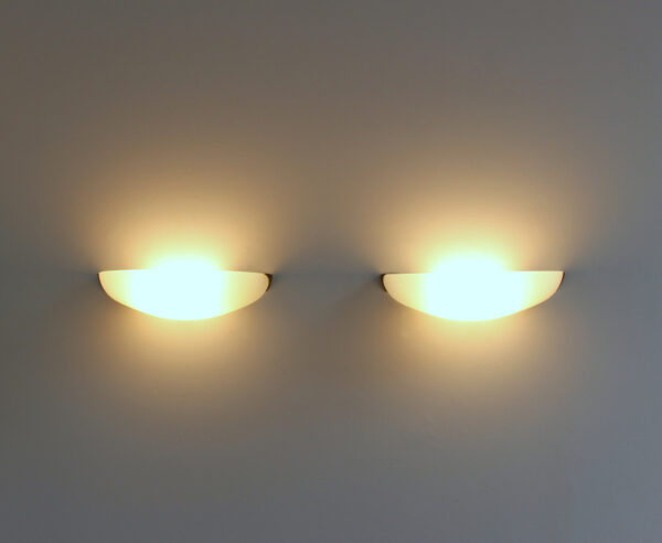 Set of 4 Fine French Art Deco Glass and Bronze Wall Lights by Perzel - Image 5