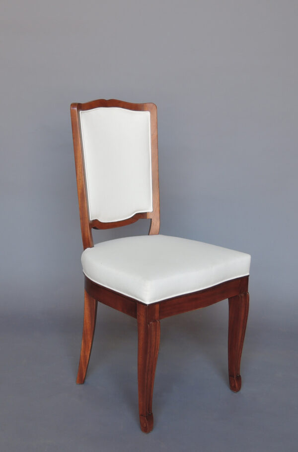 A Set of 12 Fine French Art Deco Mahogany Dining Chairs in the Manner of Arbus - Image 3