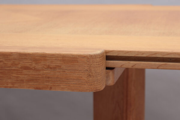 Fine French 1970s Oak Folding Table by Guillerme & Chambron - Image 13