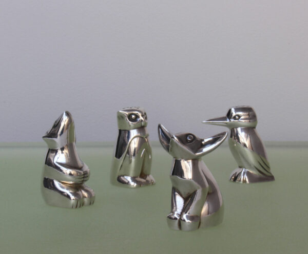 Set of 4 Christofle 'Gallia' silver plated Figural Salt and Pepper Shakers - Image 2