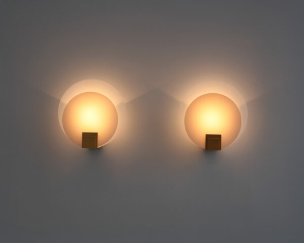 A Pair of Fine French Art Deco White and Pink Glass Wall Lights by Jean Perzel - Image 3