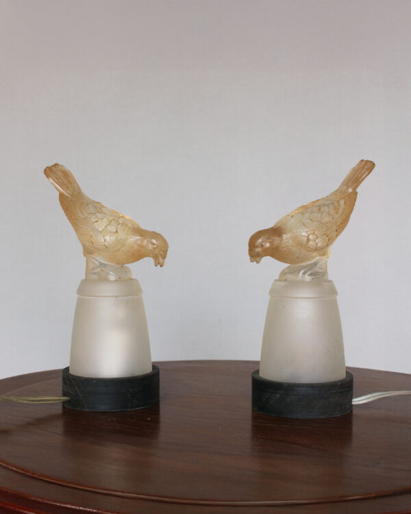 Pair of Fine French Art Deco Bird Night Lights in Molded Glass by Verlys - Image 3