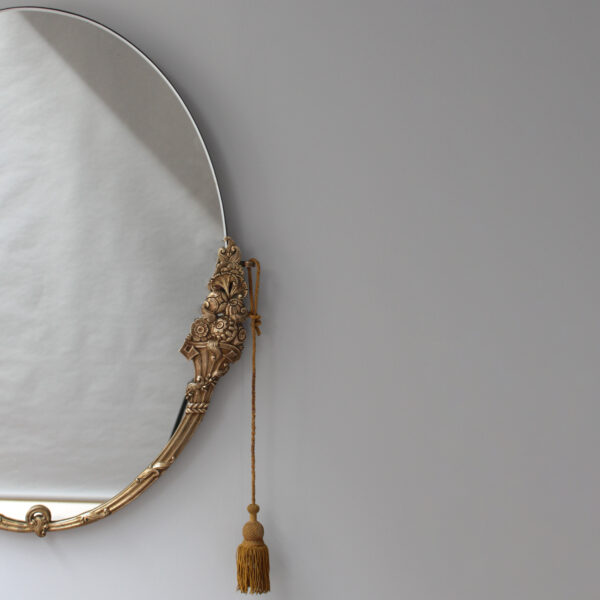 Fine French Art Deco Oval Mirror with a Solid Brass Frame - Image 5