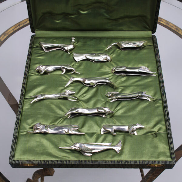 Set of 12 Fine French Art Deco Silver plated "Gallia" Knife Rests by Christofle - Image 18