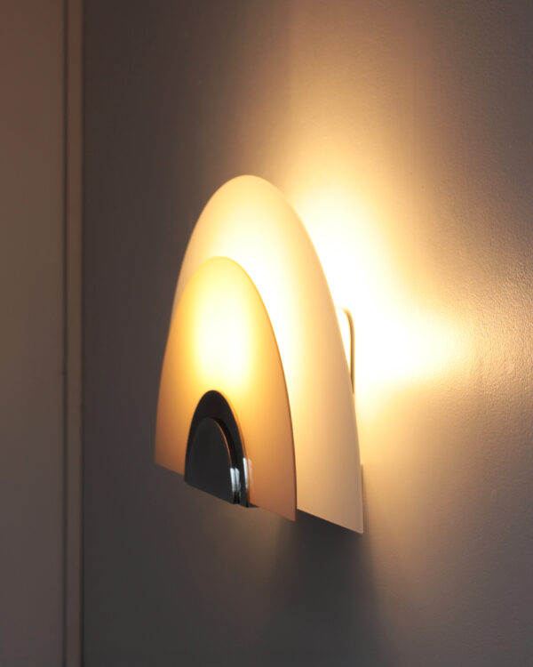 A Pair of Fine French Art Deco White and Pink Glass Wall Lights by Jean Perzel - Image 8