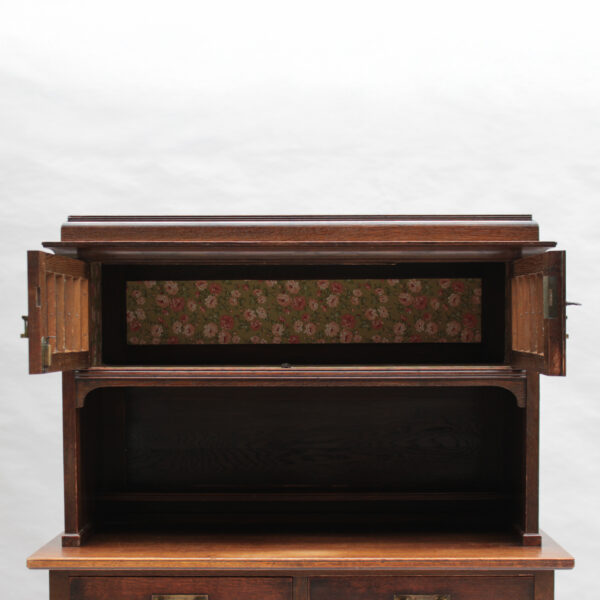 Fine Jugendstil Oak Buffet - Image 6