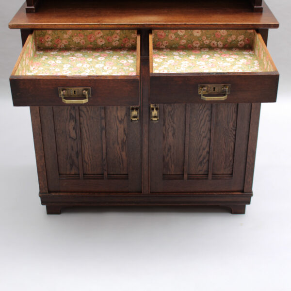 Fine Jugendstil Oak Buffet - Image 8