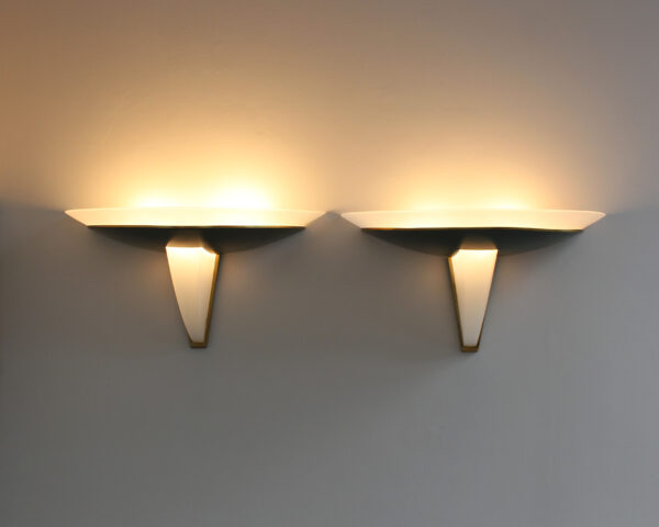 Pair of Fine French Art Deco Glass and Green Patinated Bronze Sconces by Perzel - Image 3