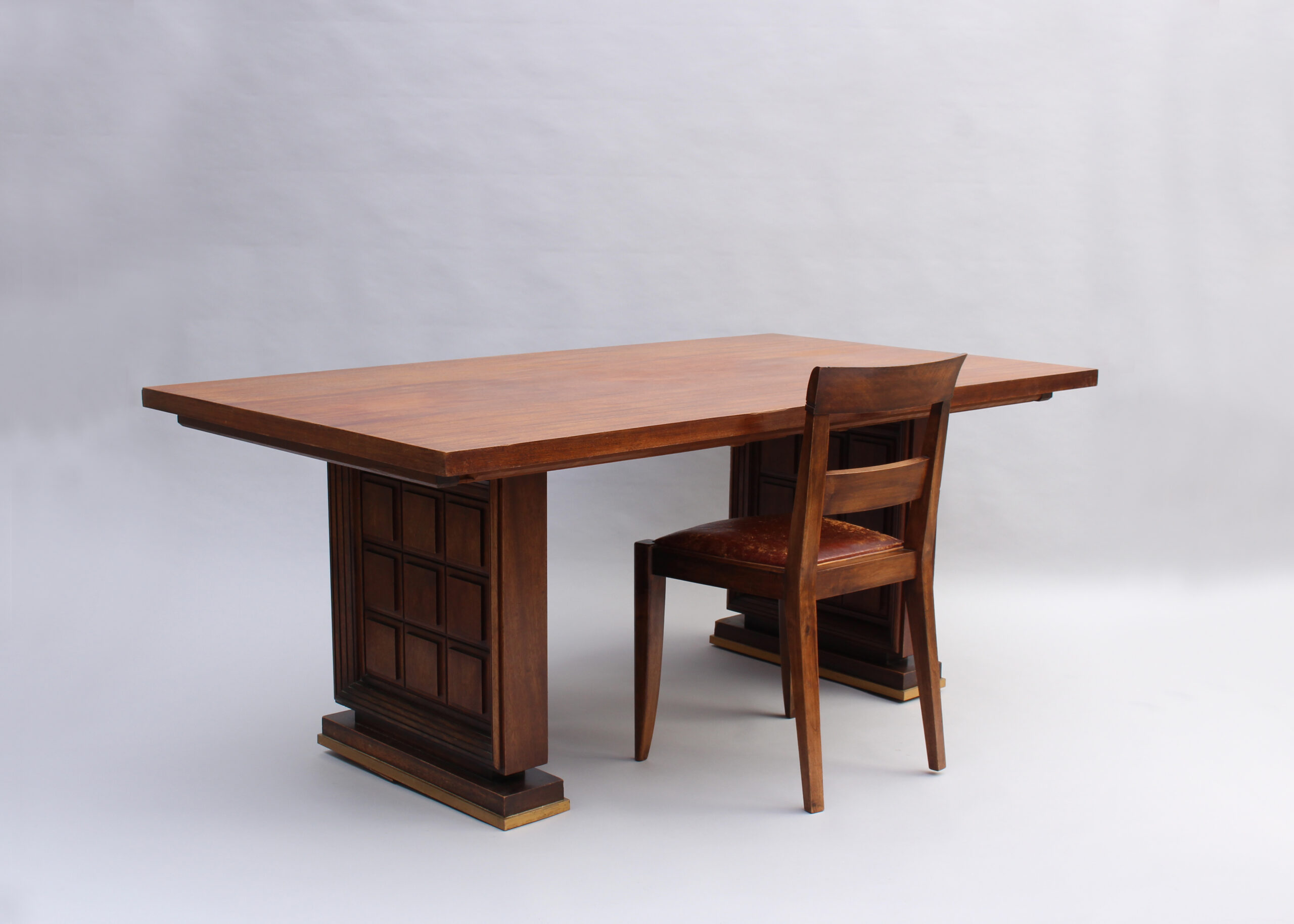 Fine French 1930s Mahogany Dining/Writing Table (8 matching chairs available) - Image 4