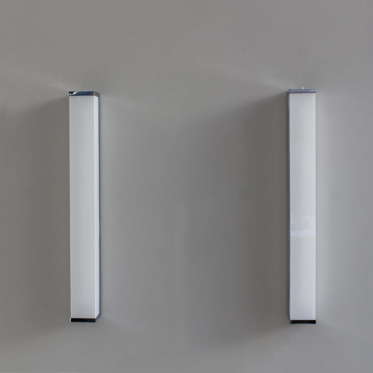 2 pairs of Fine French 1960s Glass and Nickel Chrome Sconces by Perzel - Image 4