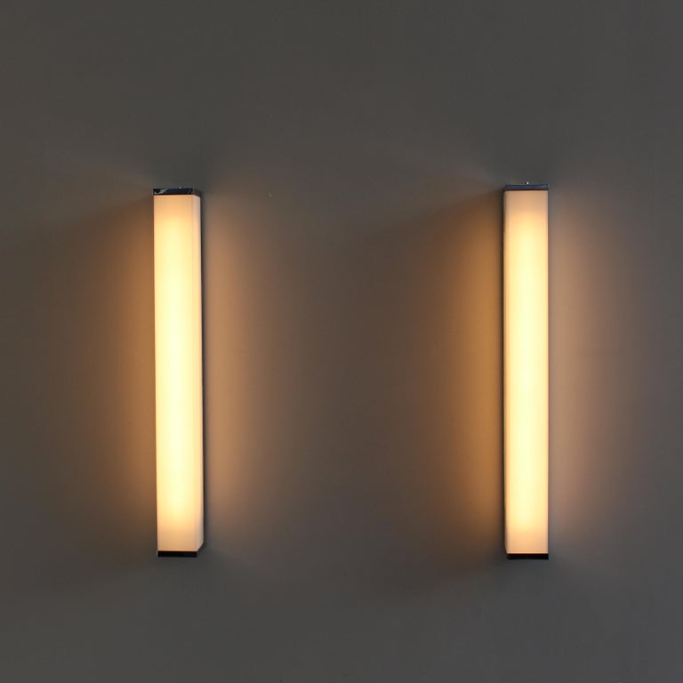 2 pairs of Fine French 1960s Glass and Nickel Chrome Sconces by Perzel - Image 11