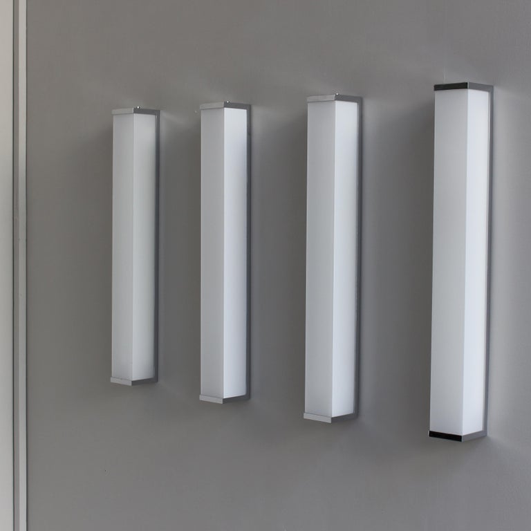 2 pairs of Fine French 1960s Glass and Nickel Chrome Sconces by Perzel - Image 12
